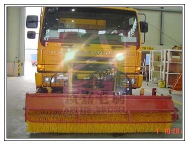 毛刷掃雪車(chē)