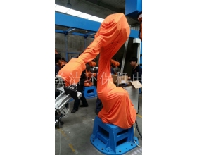 機械人防護服